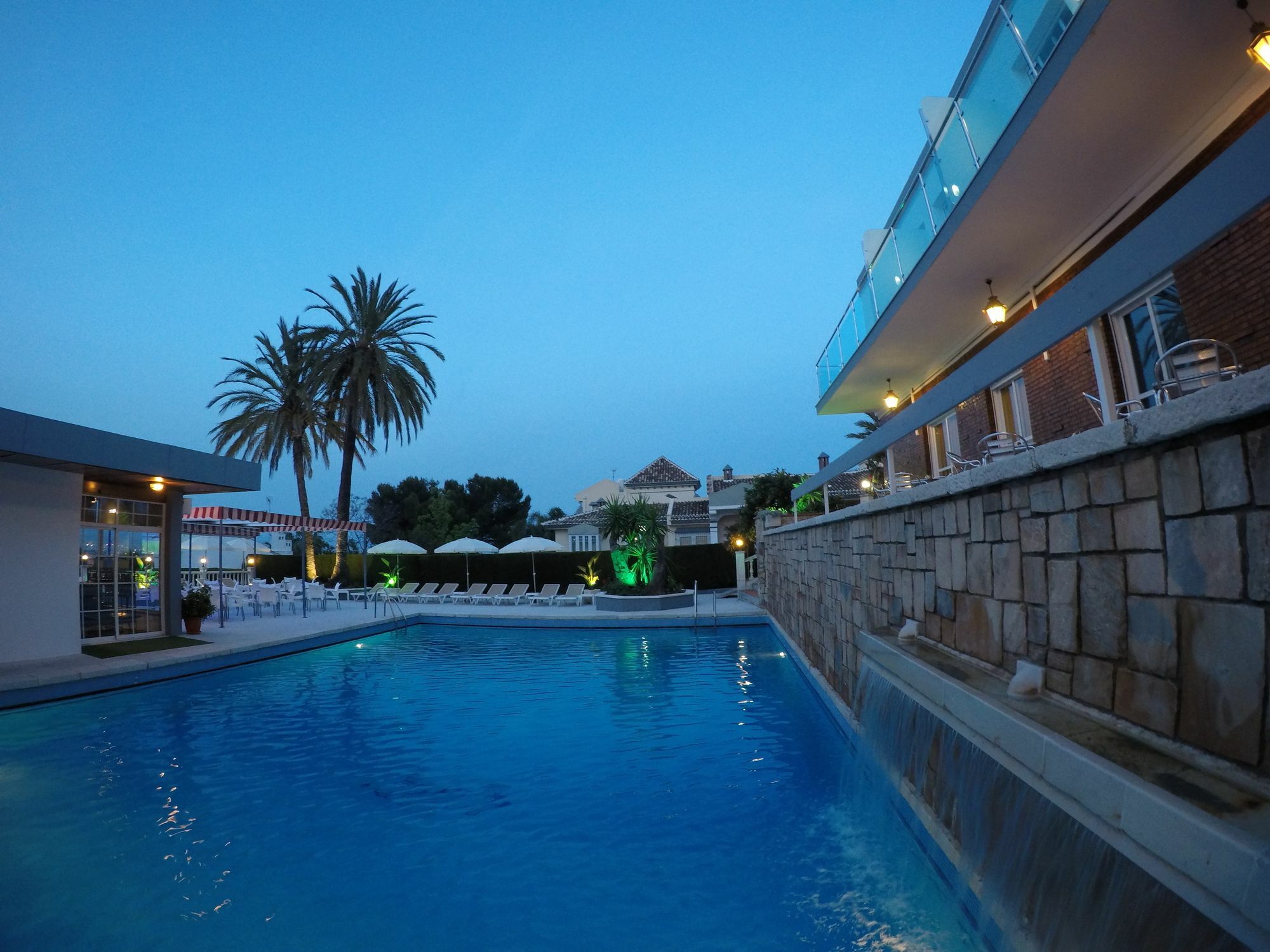 Hotel Complejo Los Rosales Torremolinos Luaran gambar