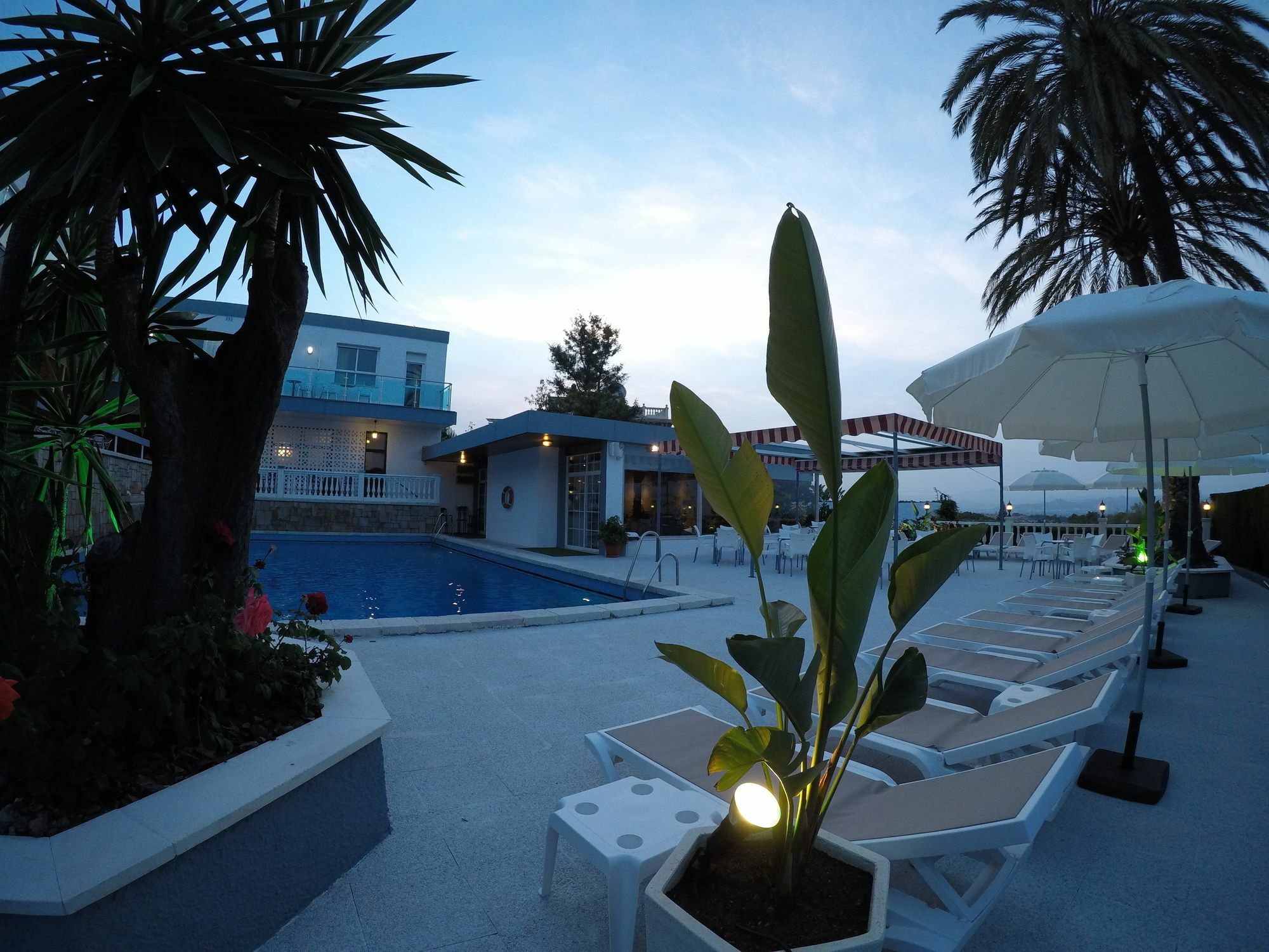 Hotel Complejo Los Rosales Torremolinos Luaran gambar